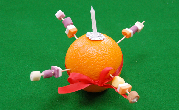 A typical Christingle